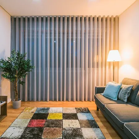 Lechartier Oporto Apartments 3-3