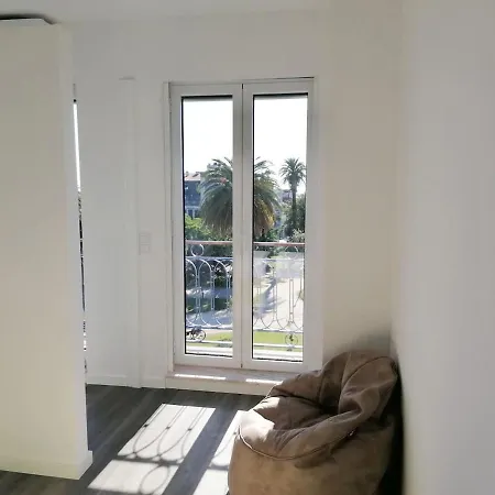 Window Garden Apartment-2