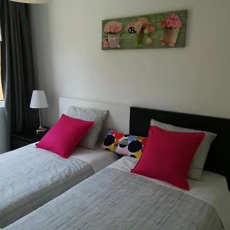 Kris Apartments Porto-2