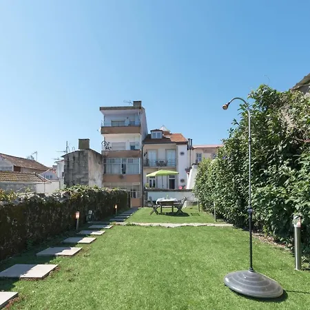 Bmyguest - Almada Garden Apartment-3