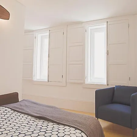 Bmyguest - Almada Garden Apartment-2