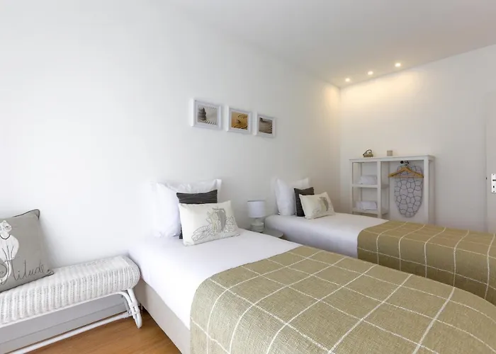Trindade Family Apartment W/ Parking Place Porto