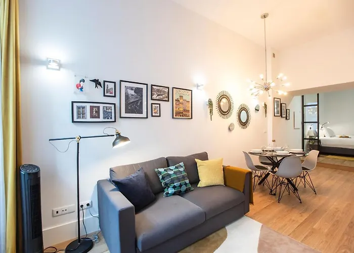 Elegant & Bright Flat By Lovelystay OOporto