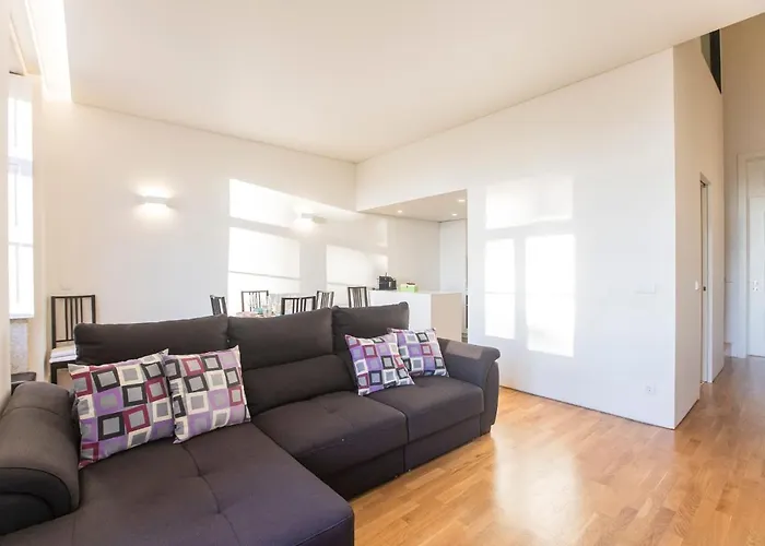 Modern 2Br Duplex Downtown By Art District By Lovelystay OOporto
