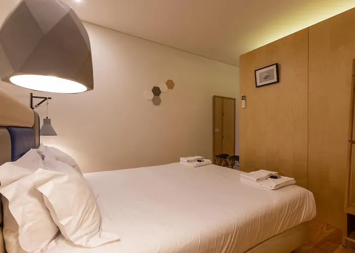 Orm - Almada Balcony Apartment OOporto