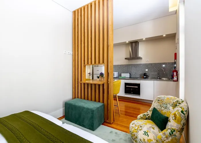 Apartamento Mouzinho 129 - Medronheiro & Oliveira OOporto