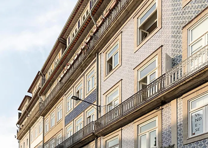 Palácio das Cardosas Studio by LovelyStay OOporto
