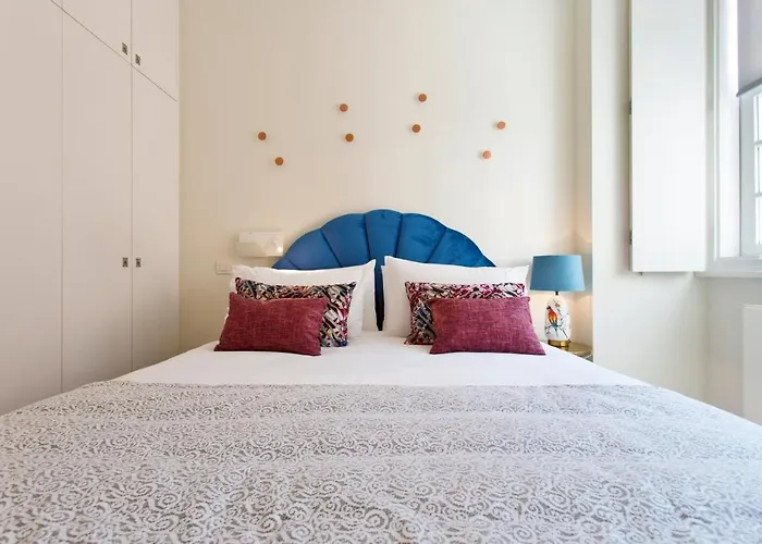 Boutique Rentals- Douro Ribeira Historical Center With Parking OOporto