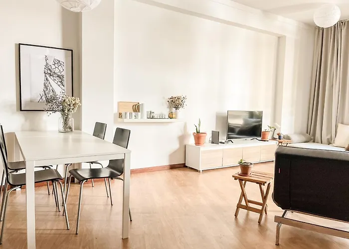 Central Loft With Free Parking OOporto