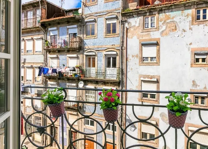 Oporto River View 2 Bed