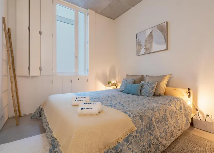 Host Wise - Luxurious Private Flats - Balcony Apartment Porto