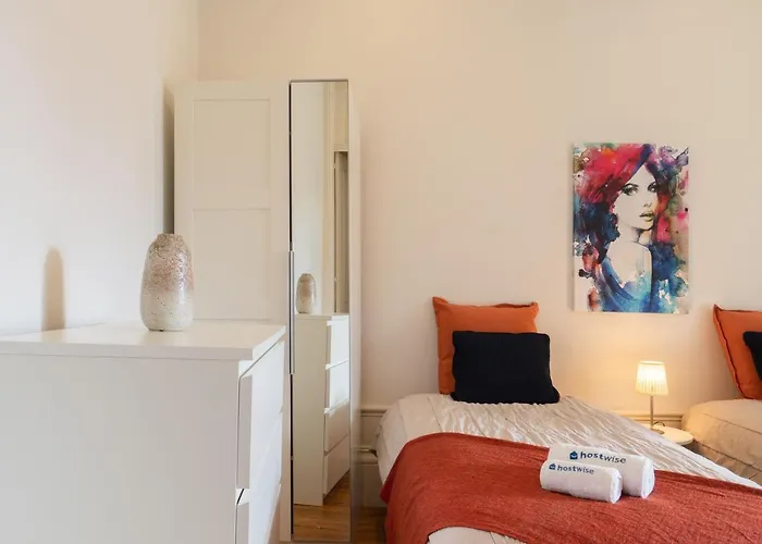 Host Wise - Sweet Bright Flats - City Center OOporto