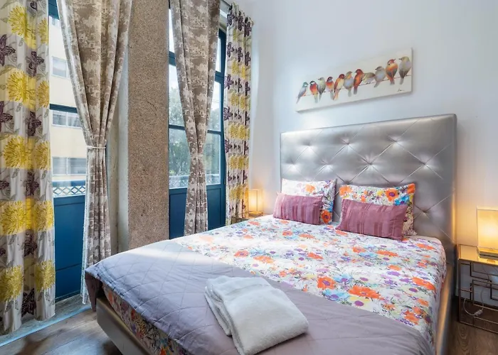 Charming Porto Gem Metro Balcony Central Location