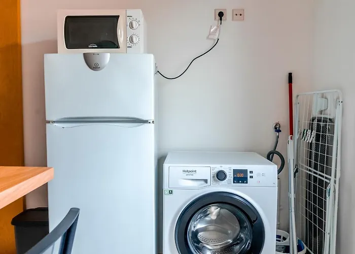 Bright Studio In The Heart Of Lapa - 5Min Walk To Metro! Porto