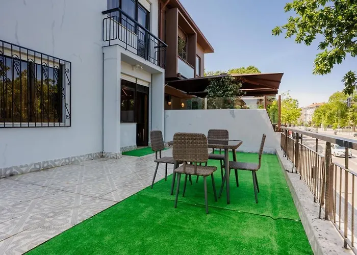 Vikap Guest House Porto