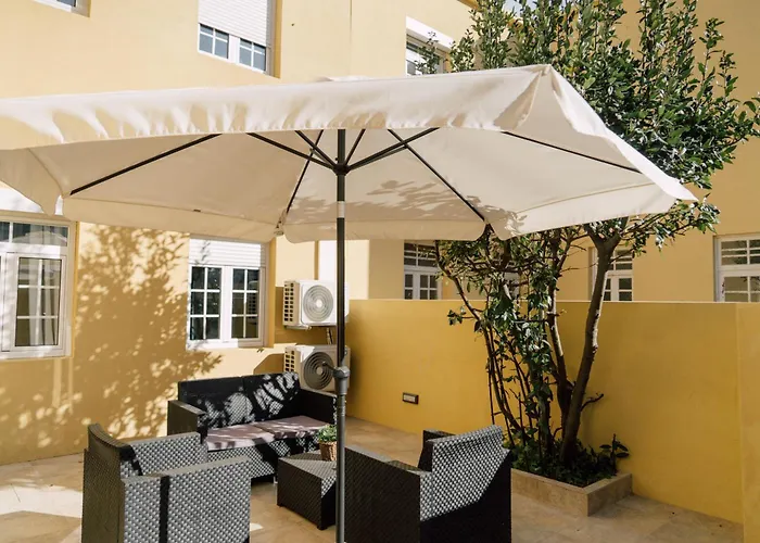 Oporto Yellow Villas