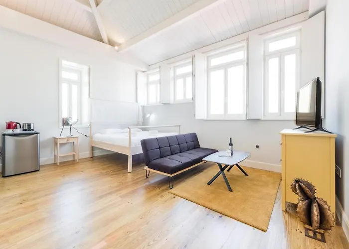 Frei Yellow Studio OOporto