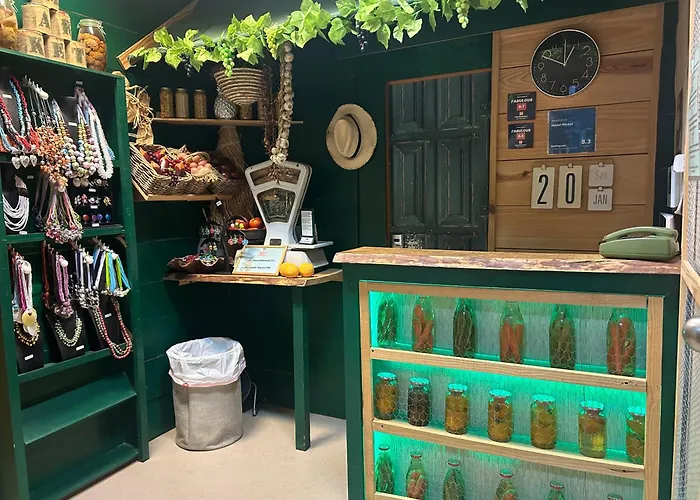 Hostel Market OOporto