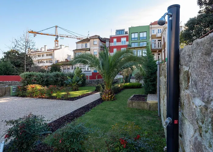 Exotic Flat With Shared Pool & Garden Apartment Porto
