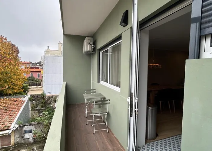Oporto Near Family Apartments - Free Parking