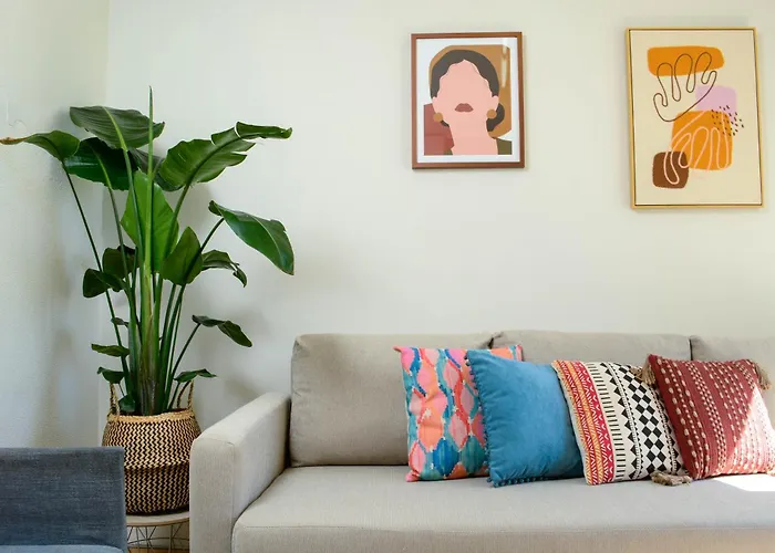Travel & Live Alegria Apartments OOporto