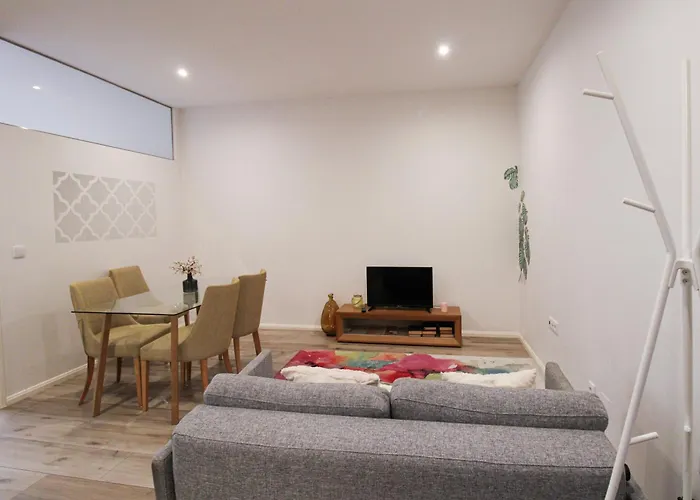 2 Bedroom Cosy Flat OOporto