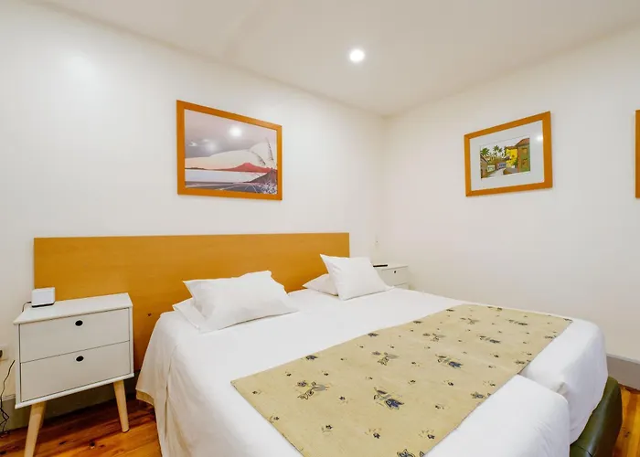 Apartamento À Francos Painting Artist 2 OOporto