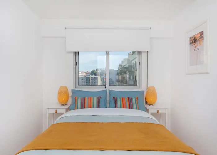 Sancha Apartment - In The Centre Near The Aliados OOporto