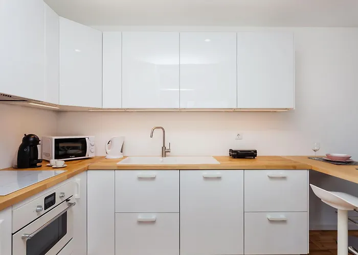 Sancha Apartment - In The Centre Near The Aliados OOporto