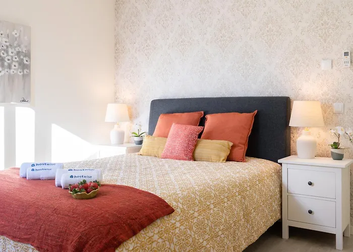 Host Wise - Central Private Flats - Terrace OOporto