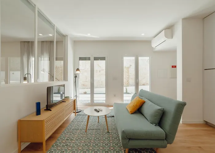 Courtyard Oporto Design Apartments By Vacationy