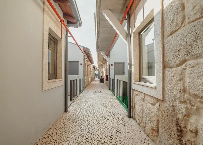 Mezzanine Stylish Apartments By Vacationy OOporto