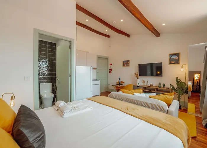 Downtown Suites By Vacationy OOporto