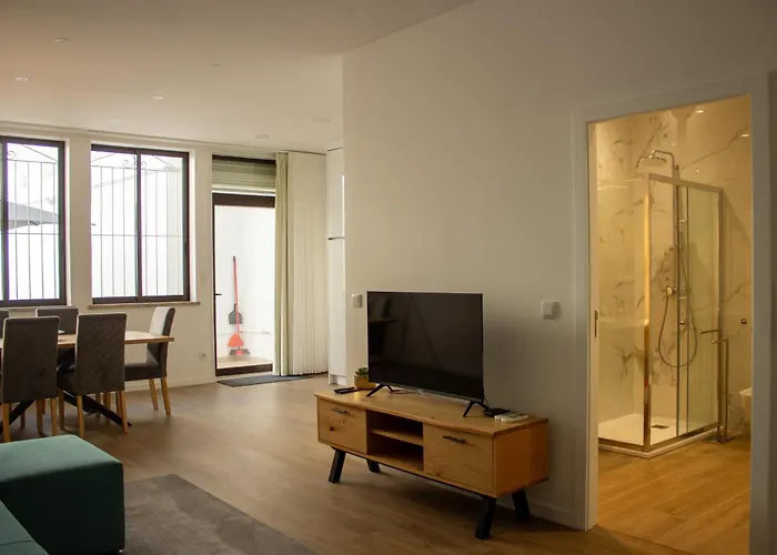 ORM- Flores Apartment OOporto