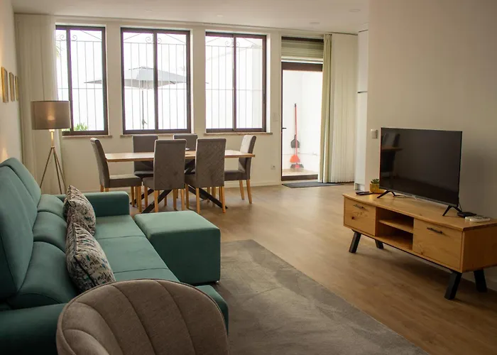 ORM- Flores Apartment OOporto