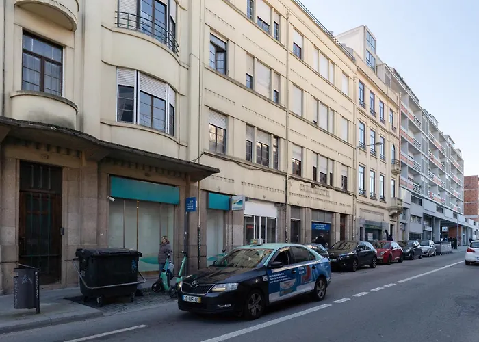Host Wise - Spacious Comfortable Apartment - Balcony OOporto