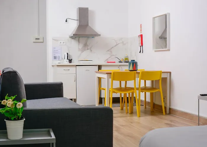Travel & Live Santa Catarina Apartment OOporto