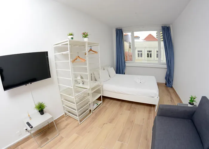 Travel & Live Santa Catarina Apartment OOporto