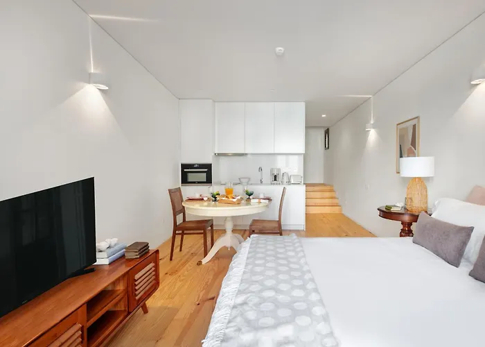Inbloom Apartments OOporto
