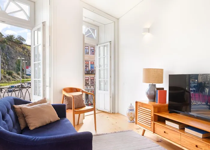 Inbloom Apartments OOporto