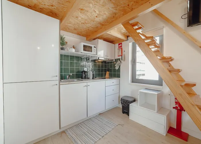 Mezzanine Stylish Apartments By Vacationy OOporto
