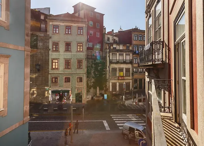 Chateau Apartments OOporto