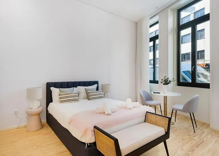 Modern Studio In Porto Center, Ideal City Base
