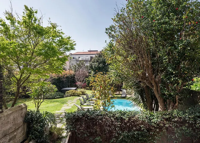 Oporto Maison Alves Da Veiga