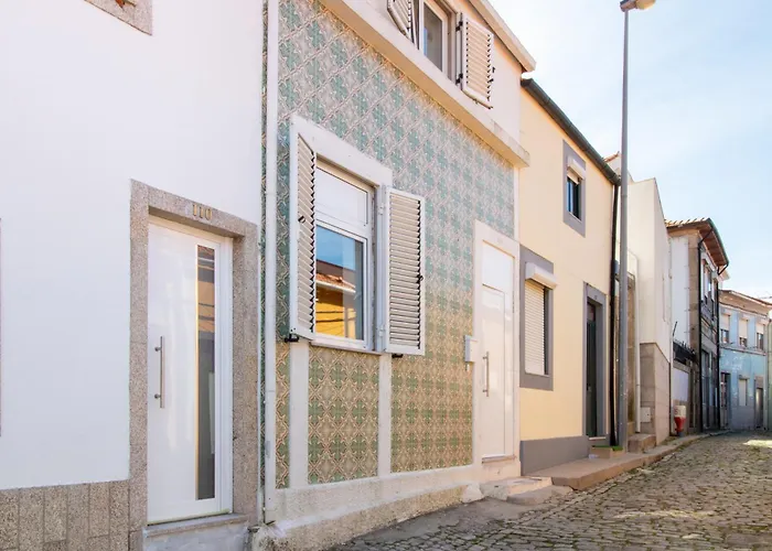 Quiet Duplex W Patio In Lapa By Lovelystay OOporto