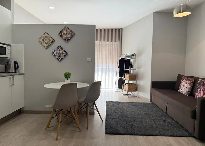 Ml Apartments Almada Panoramic Balcony OOporto