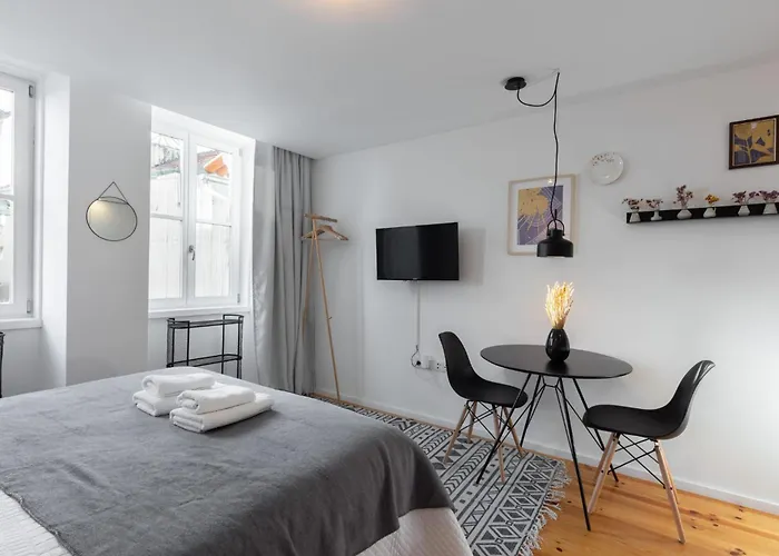 Porto Historical Center Apartments