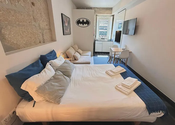 Ribeira Cinema Apartments OOporto