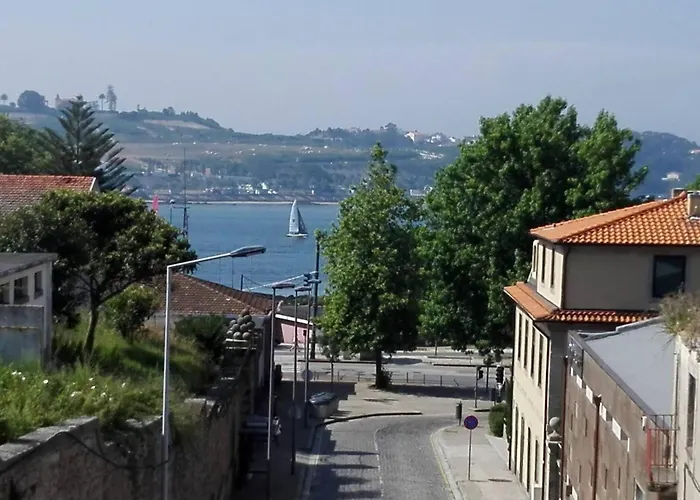 Hipster'S Dream By The River OOporto