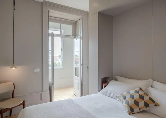 Baumhaus Serviced Living - Art & Design Apartments Porto